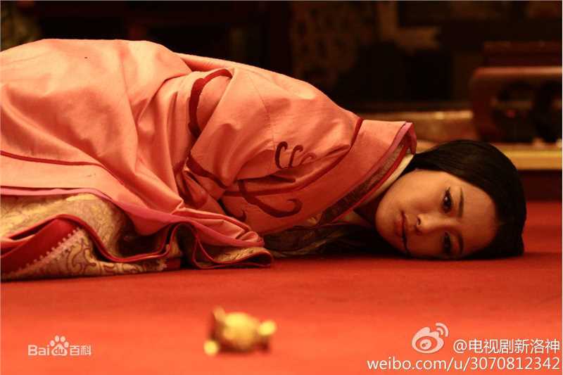 精选李依晓(Yixiao Li)在《新洛神》甄宓中的图册