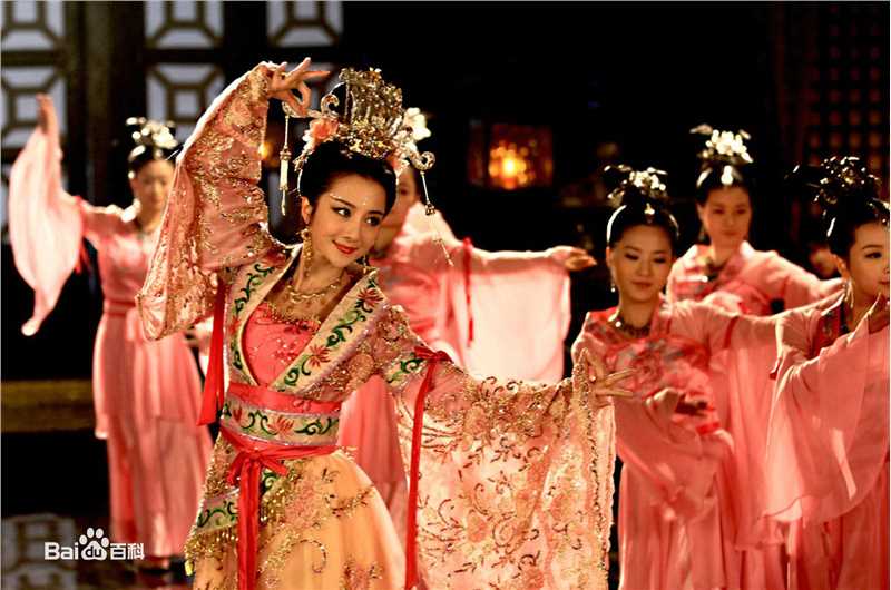 精选李依晓(Yixiao Li)在《新洛神》甄宓中的图册