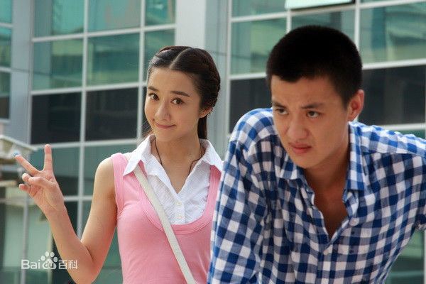 最新李依晓(Yixiao Li)在《独家披露》沈红叶中的图集