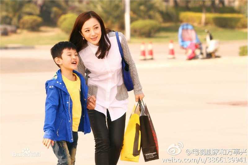 最优质李依晓(Yixiao Li)在《家和万事兴》张映雪中的相册