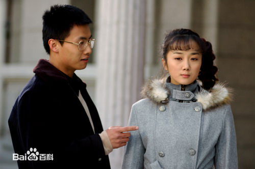 精选李依晓(Yixiao Li)在《甜蜜蜜》白莎莎中的图册