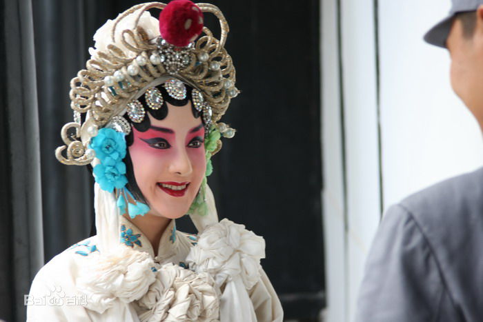 李依晓(Yixiao Li)2009年《北方有佳人》最新剧照