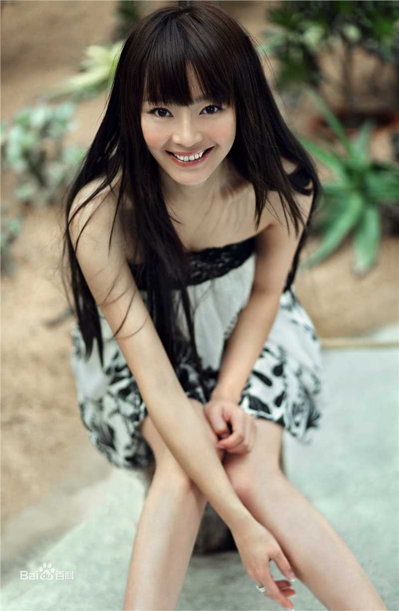 刘希媛(Real)生活照壁纸壁纸