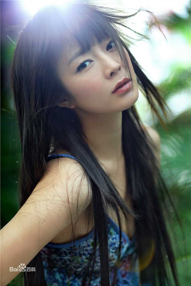 刘希媛(Real)生活照壁纸壁纸