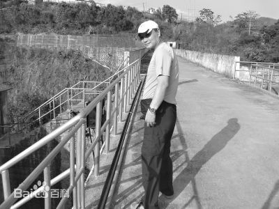 马原遭殴打前后照片