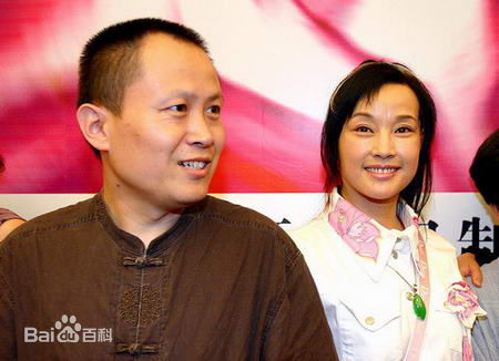 刘冰鉴出席活动壁纸壁纸