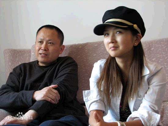 刘冰鉴出席活动壁纸壁纸