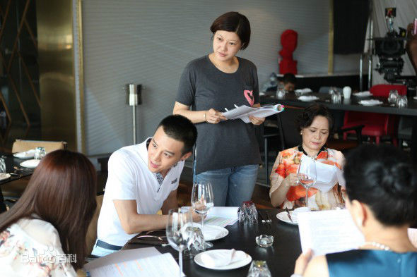 林妍讲戏时图册