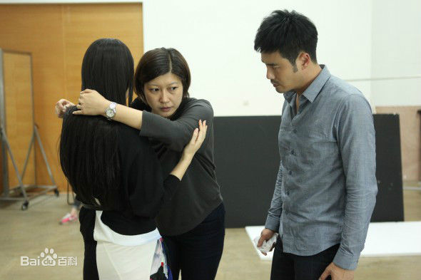 林妍讲戏时图册