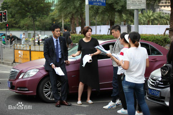 林妍讲戏时图册