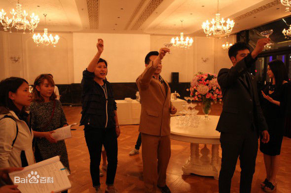 林妍讲戏时图册