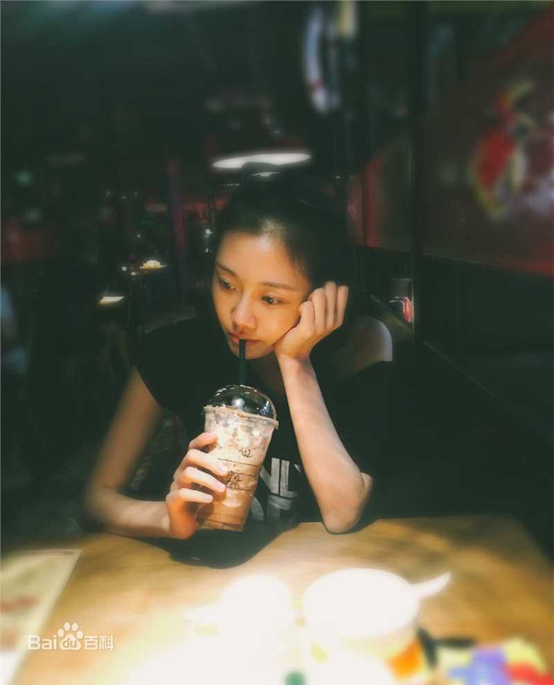 苗苗(Vivi) 练舞照片生活照相册