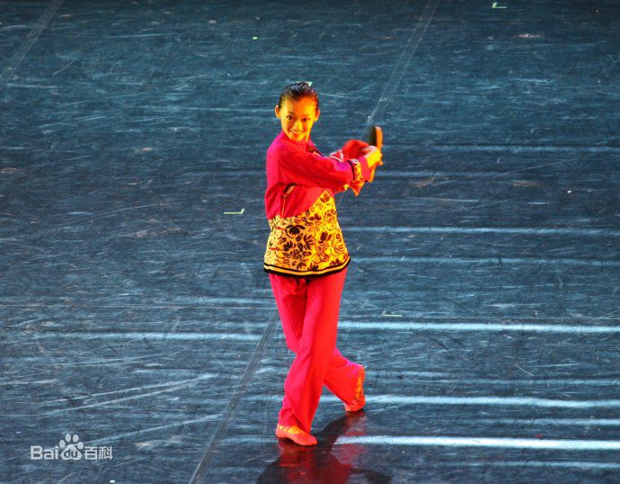 精选苗苗(Vivi)在2013年《送军鞋》中的图册