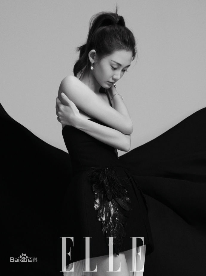 最全苗苗(Vivi)在《ELLEMEN》9月刊大片中的相册