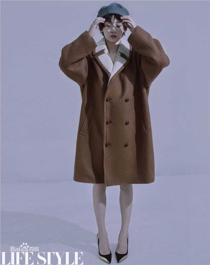 苗苗(Vivi)最新《精品购物指南》封面图集