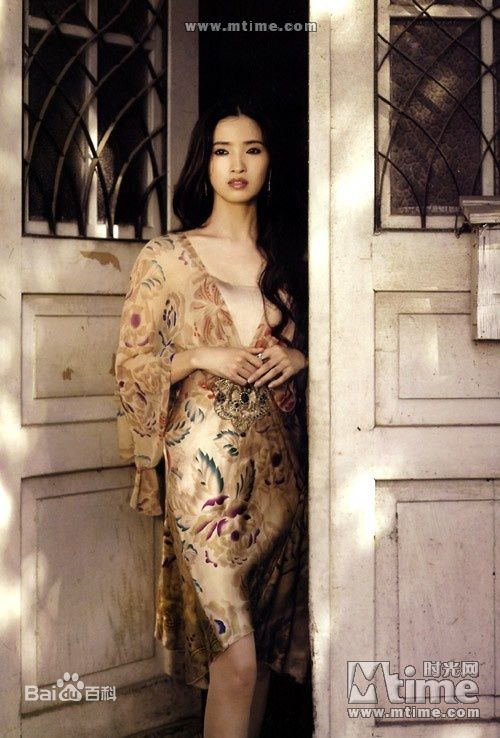 龚蓓苾(Gong Beibi)出席活动素颜照相册