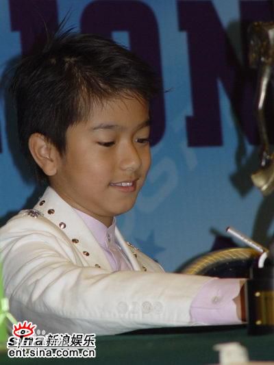 最新吴澋滔(Gouw Ian Iskandar)精彩图册