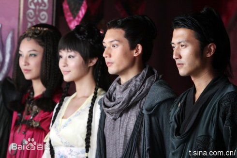 高清郑希怡(Yumiko cheng)在《剑侠情缘》探班照片中的图集