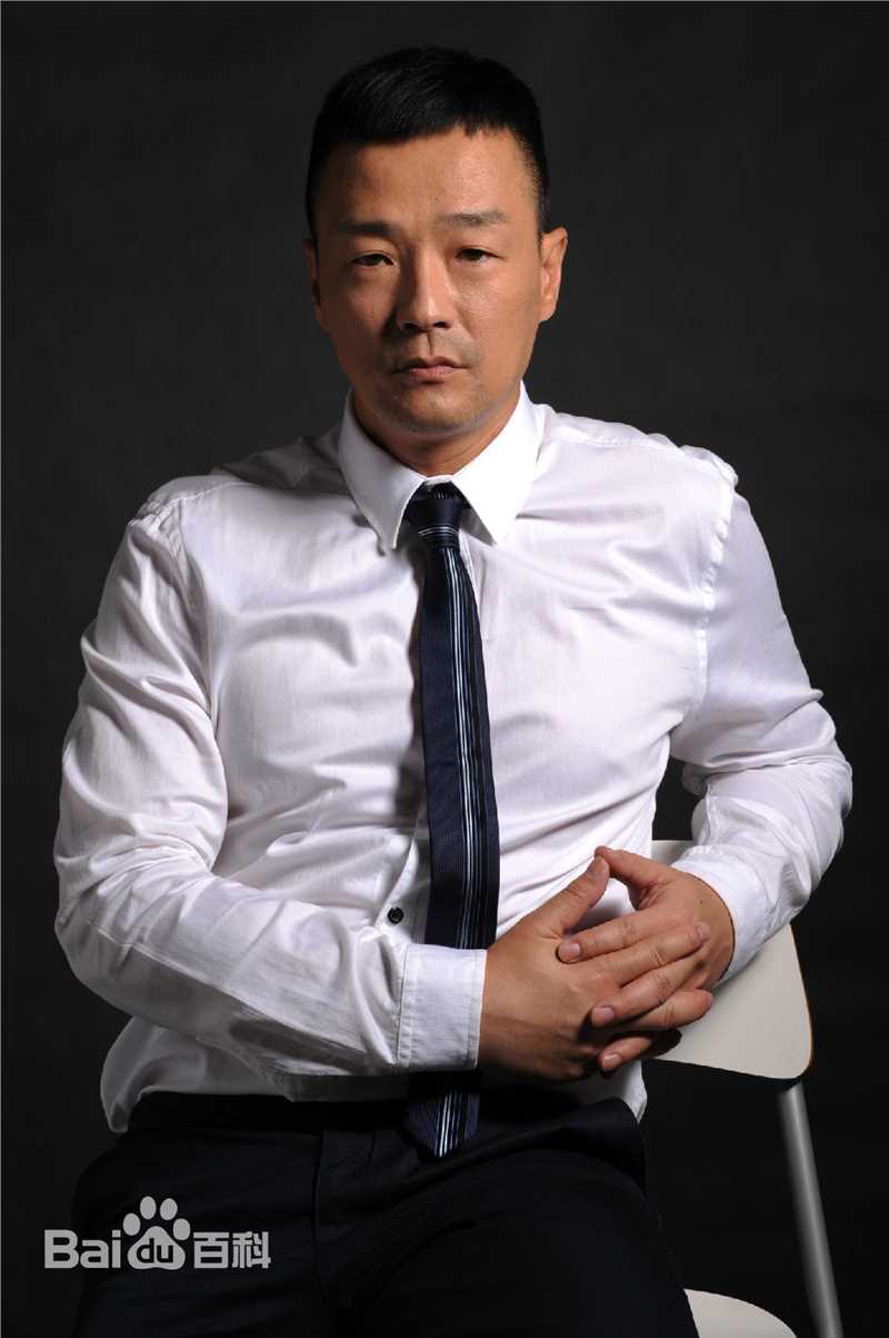 王喜(Wong He)工作照片前后照片