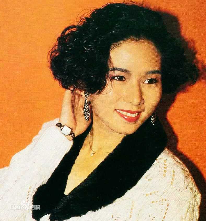 最新罗慧娟(Jacqueline Law)精彩图册