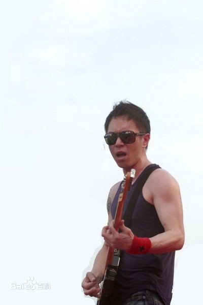 黄贯中(Paul Wong)演出照壁纸壁纸