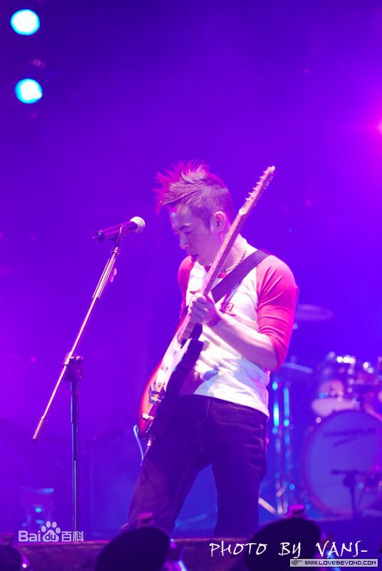 黄贯中(Paul Wong)演出照壁纸壁纸