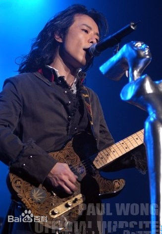 黄贯中(Paul Wong)演出照壁纸壁纸