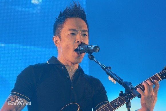 黄贯中(Paul Wong)演出照壁纸壁纸