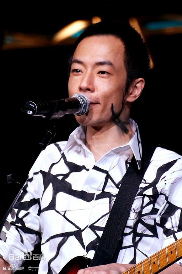 黄贯中(Paul Wong)演出照壁纸壁纸