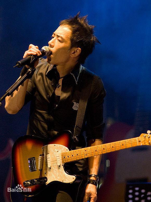 黄贯中(Paul Wong)演出照壁纸壁纸