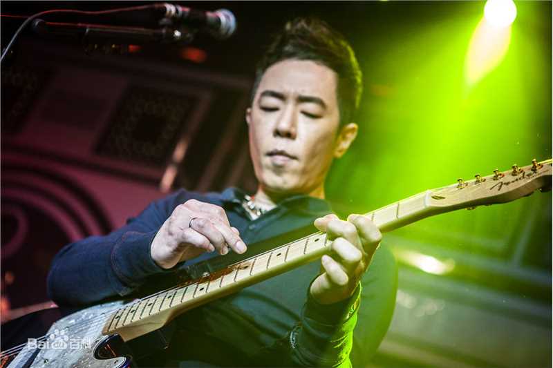 黄贯中(Paul Wong)前后照片