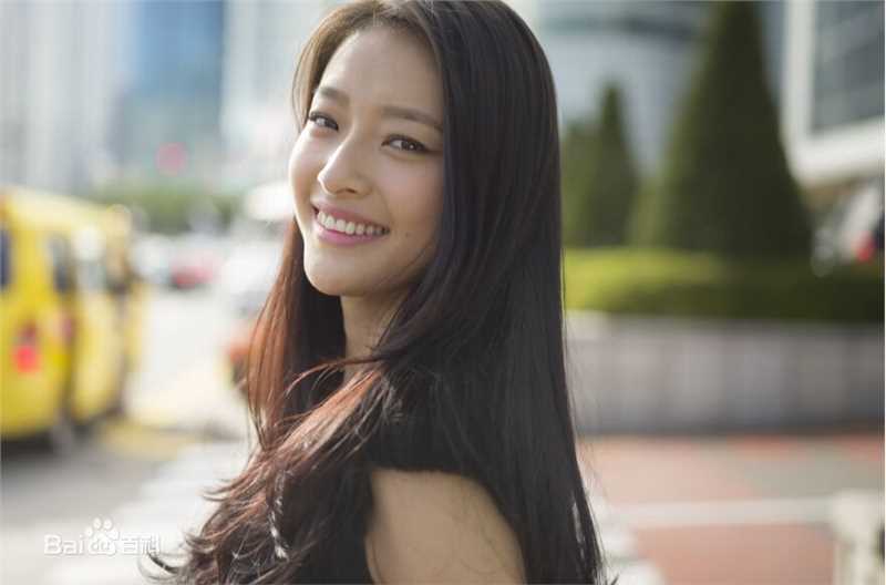 郎月婷前后照片