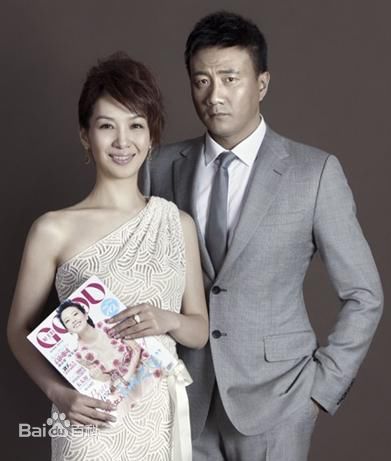 卢芳(LuFang)及其家人图片图册