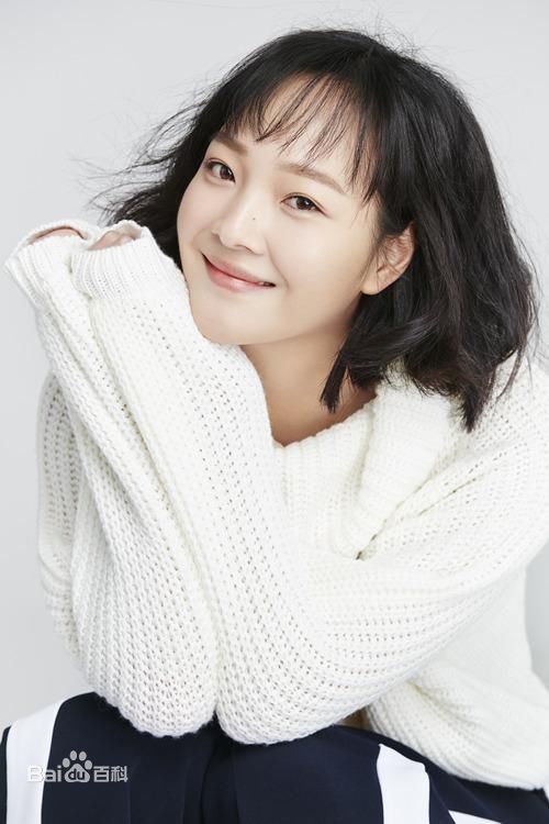 何杜娟2016性感图片图集