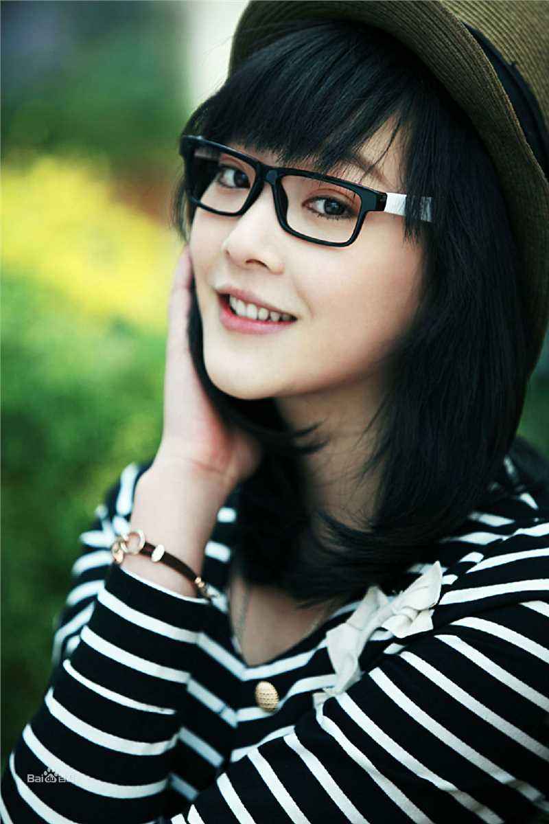 何杜娟2012图片图册