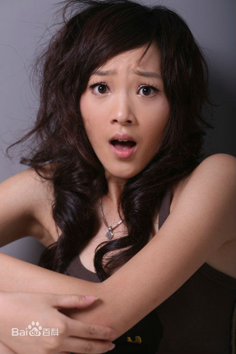 何杜娟其他素颜照壁纸