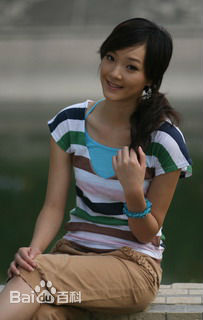 何杜娟其他素颜照壁纸