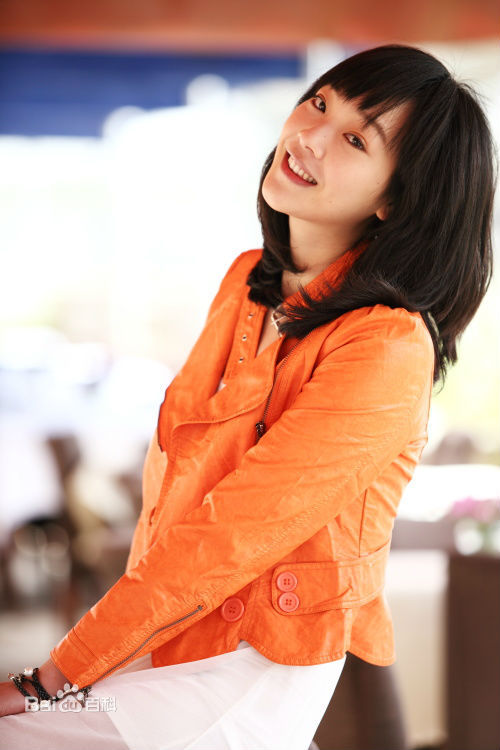 何杜娟2011性感图片壁纸