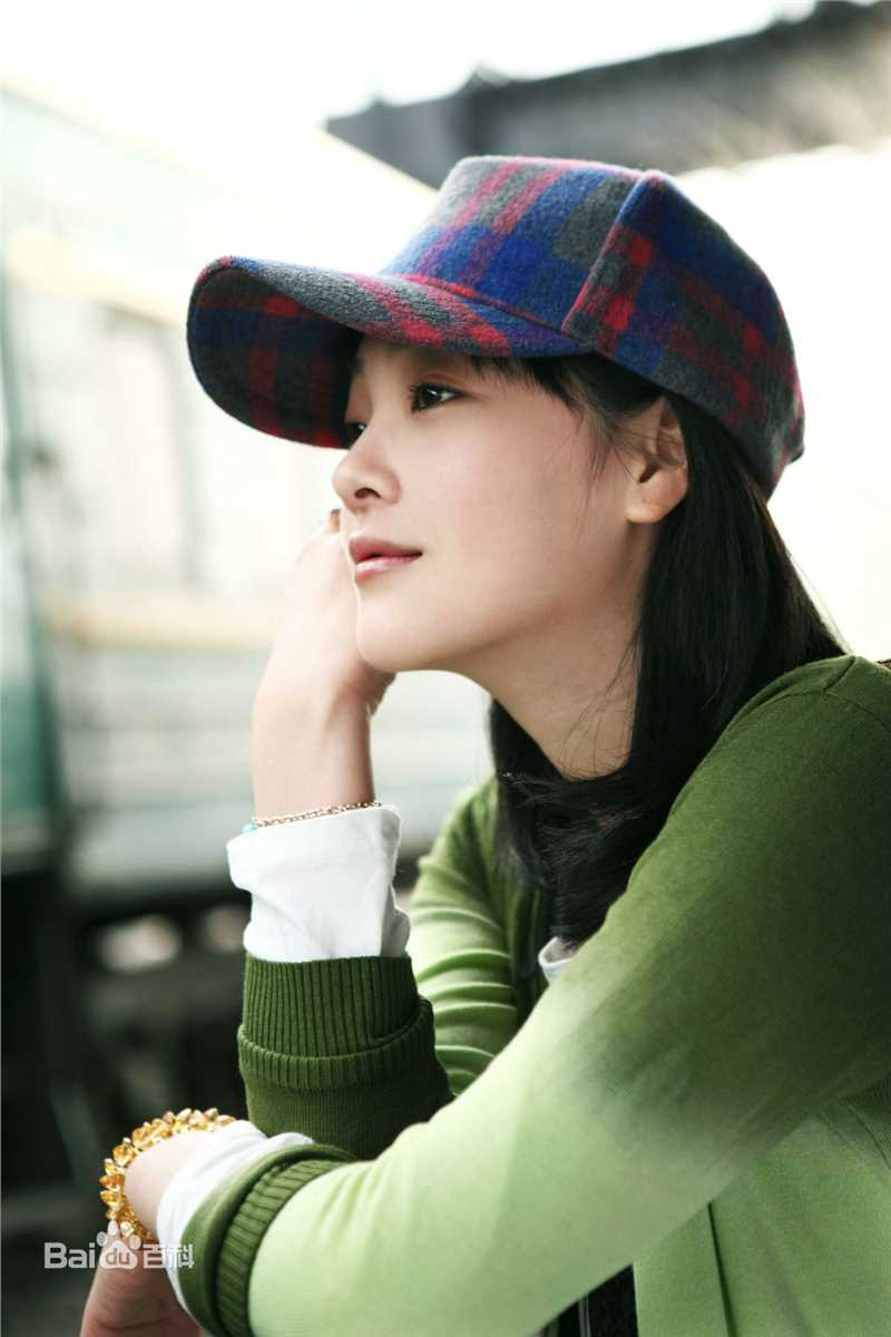 何杜娟2011性感图片图集