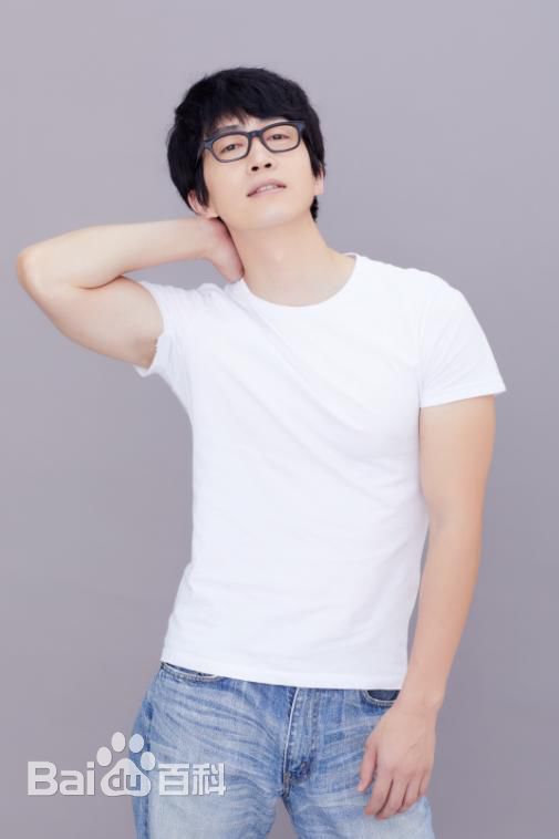 李光(Li Guang)照片素颜照相册