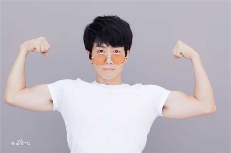 李光(Li Guang)照片素颜照相册