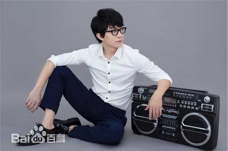 李光(Li Guang)照片素颜照相册