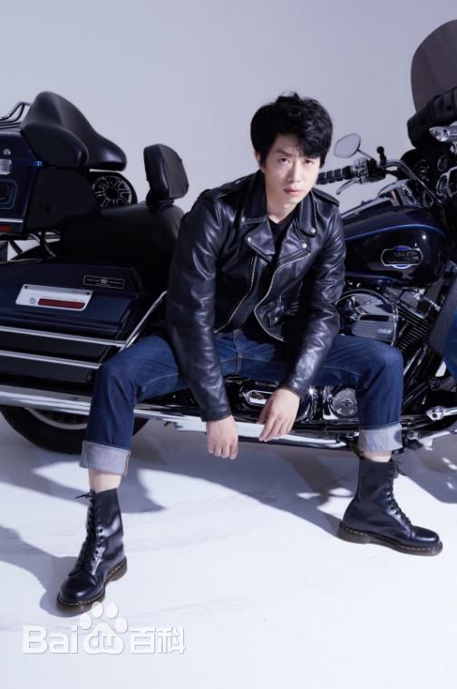 李光(Li Guang)照片素颜照相册