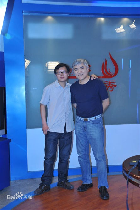 袁苑与著名作家贾飞合影壁纸壁纸