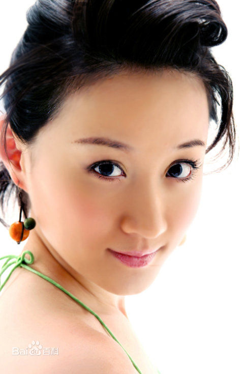 高清潘艺心图片