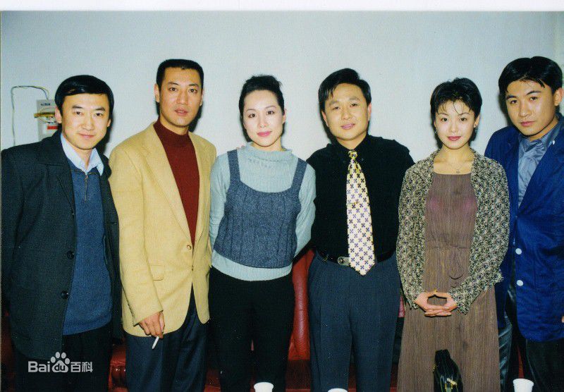 英壮出席活动图册