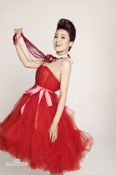 黄曼(Huang man)魅惑红裙大片图册