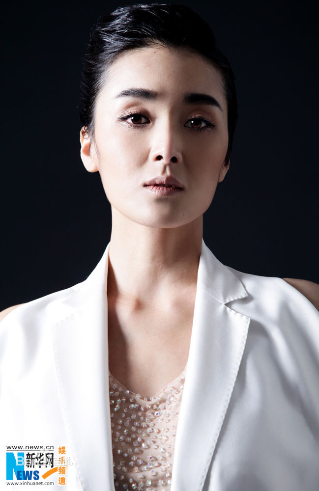 黄曼(Huang man)复古妆容