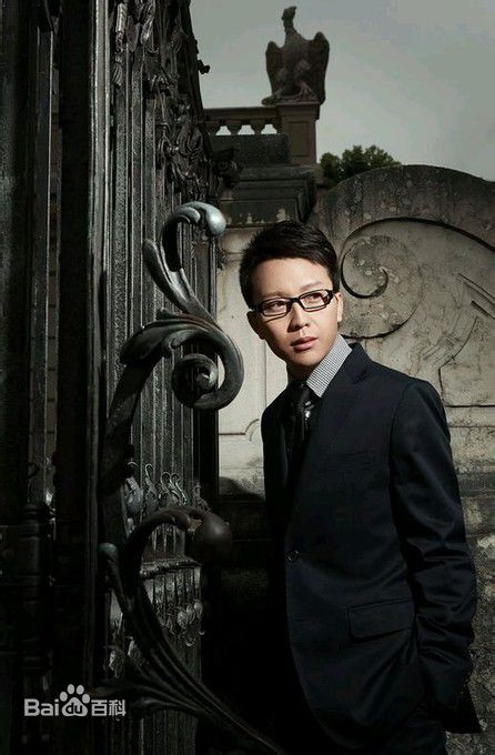 最新李玉刚壁纸