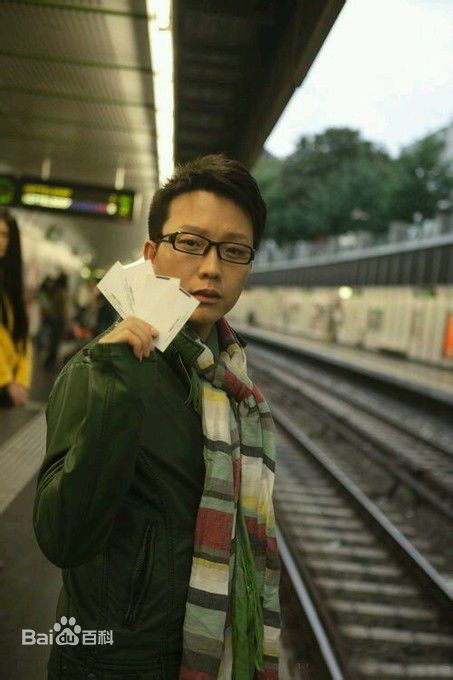 最新李玉刚壁纸